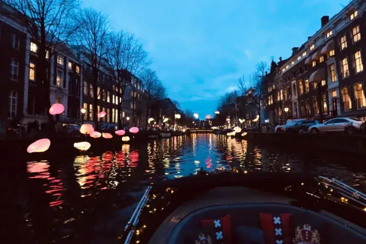 Amsterdam-Light-Festival-2024-In-Bloom