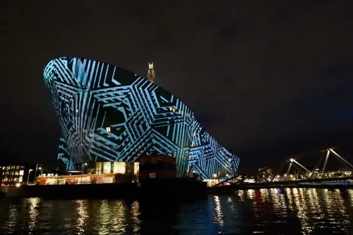Amsterdam-Light-Festival-2024-Nemo