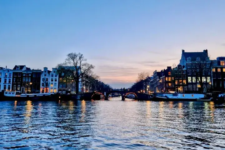 Evening_Boat_Tour_Amsterdam